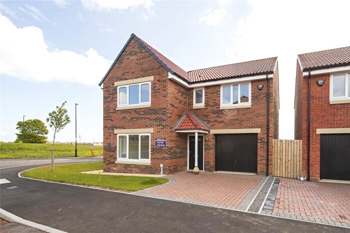 4 Bedroom Detached House To Rent In Attingham Close, Silksworth, Sunderland, SR3