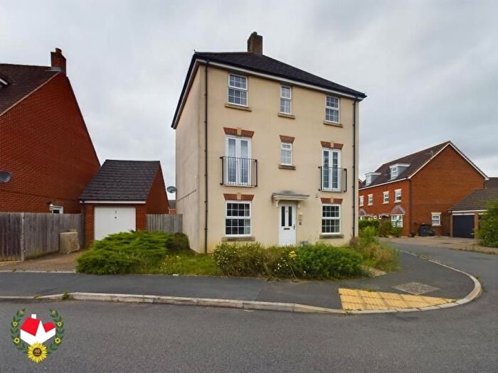 4 Bedroom Town House To Rent In Linton Avenue Kingsway, Quedgeley, Gloucester, GL2