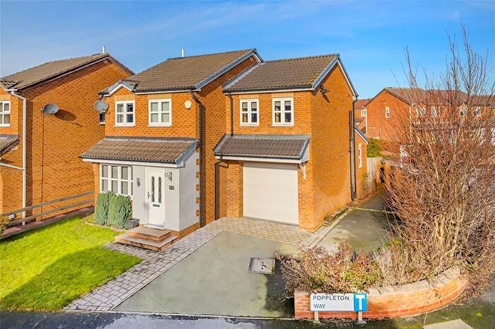 4 Bedroom Detached House For Sale In Poppleton Way, Tingley, Wakefield, West Yorkshire, WF3