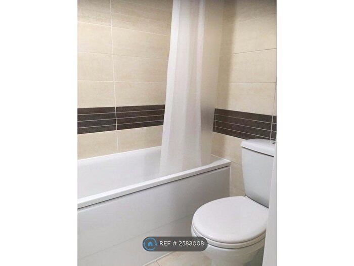1 Bedroom Flat To Rent In Peregrine House, London, EC1V