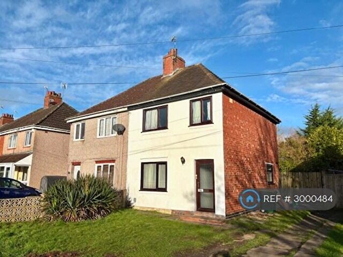 3 Bedroom Semi-Detached House To Rent In Charter Avenue, Coventry, CV4