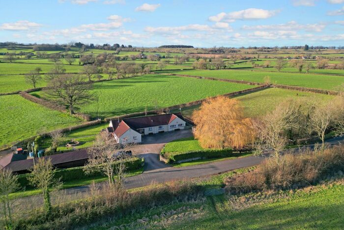 4 Bedroom Detached Bungalow For Sale In Lower Stone, Berkeley, GL13