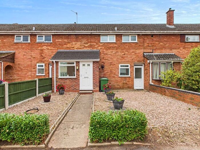 2 Bedroom Terraced House For Sale In Bisley Close, Worcester, Worcestershire, WR4