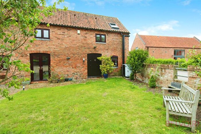 2 Bedroom Cottage For Sale In Main Street, Carlton-On-Trent, NG23