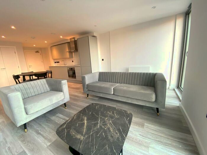 2 Bedroom Apartment To Rent In Apex Lofts, B12