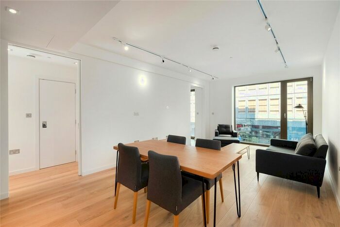 2 Bedroom Flat To Rent In Greycoat Street, Westminster, London, SW1P