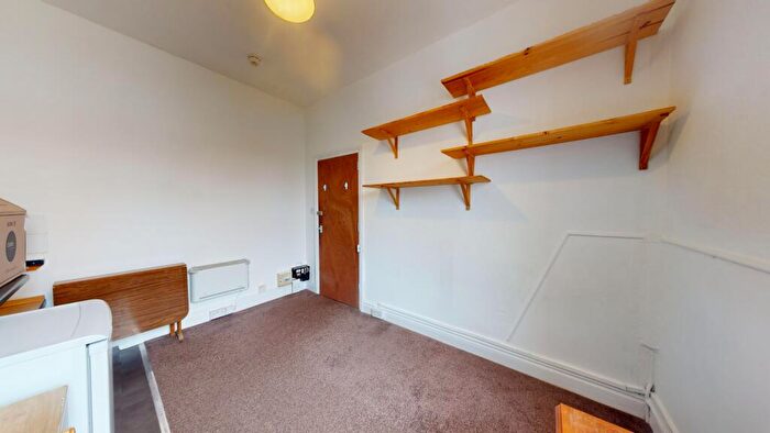 Studio To Rent In Whippingham Road, Brighton, BN2