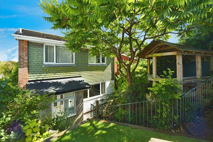 3 Bedroom Detached House For Sale In Lindfield Close, Saltdean, Brighton, BN2