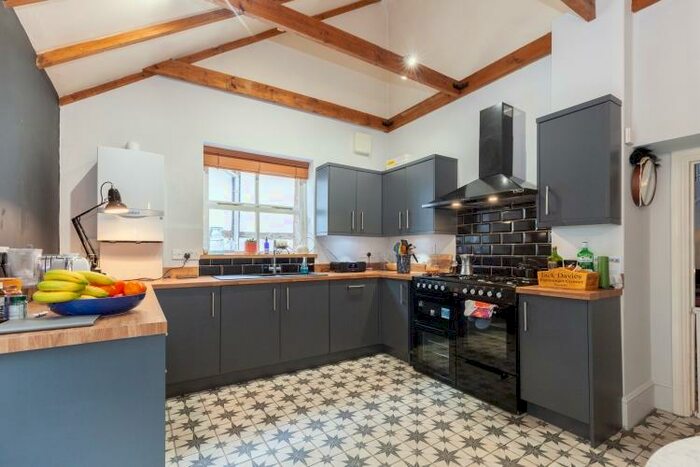 2 Bedroom Semi-Detached House To Rent In A The Green Sutton Courtenay, OX14