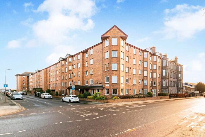 1 Bedroom Retirement Property For Sale In Goldenacre Terrace, Edinburgh, EH3