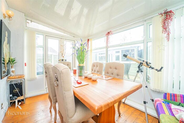 3 Bedroom Semi-Detached House For Sale In Beechwood Avenue, Ramsbottom, BL0