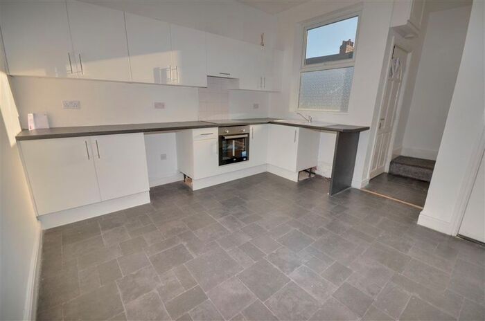 2 Bedroom Terraced House To Rent In Robin Hood Street, Castleford, WF10