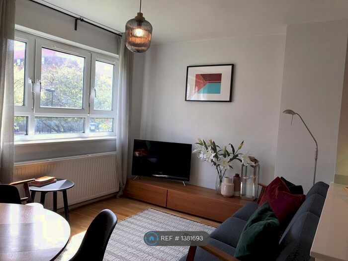4 Bedroom Flat To Rent In Cassidy Road, London, SW6