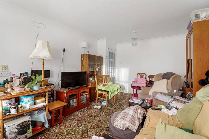 2 Bedroom Semi-Detached Bungalow For Sale In Old Orchard Place, Hailsham, BN27