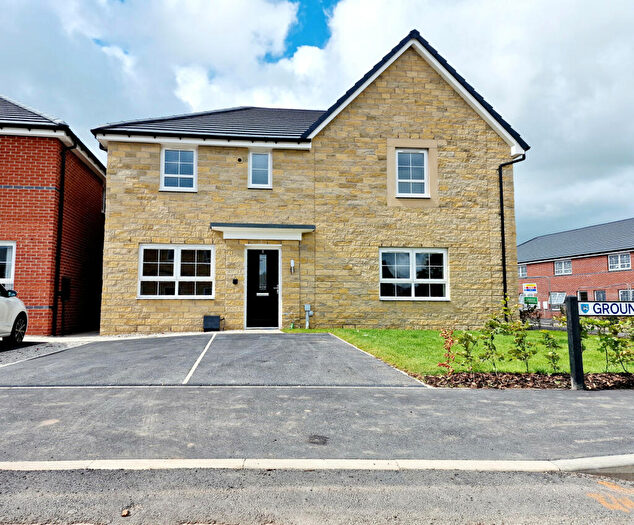 3 Bedroom Semi-Detached House To Rent In Groundsel Drive, Whittingham Preston, Lancashire, PR3