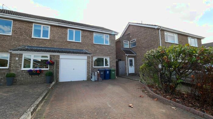3 Bedroom Semi-Detached House To Rent In Russett Avenue, Needingworth, St. Ives, Huntingdon, PE27