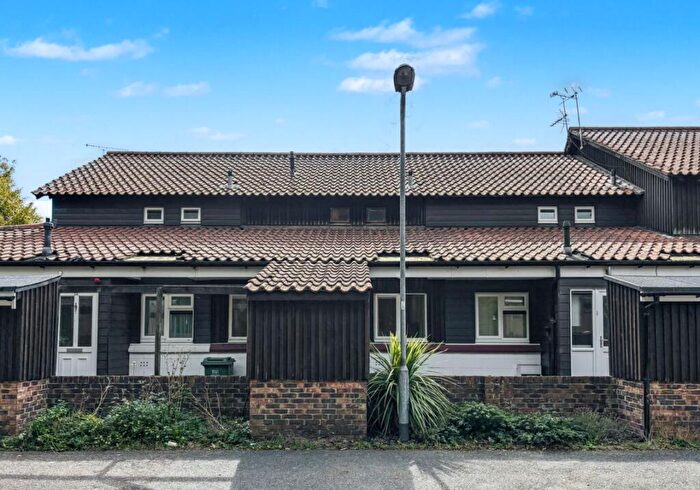 3 Bedroom Terraced House For Sale In Bartlow End, Basildon, Essex, SS13