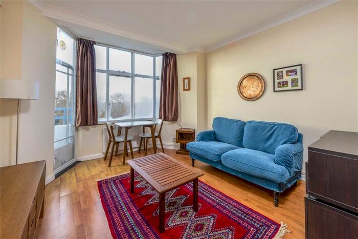 1 Bedroom Flat To Rent In Gray's Inn Road, WC1X