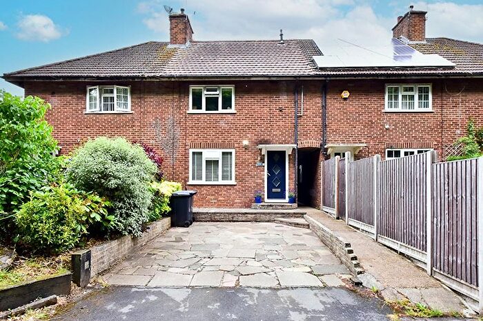 3 Bedroom Terraced House For Sale In Dellsome Lane, Welham Green, AL9