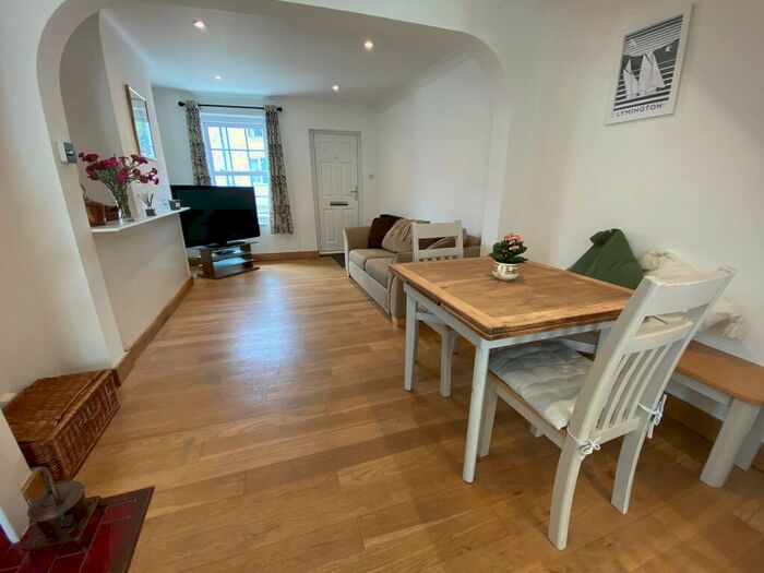 2 Bedroom End Of Terrace House To Rent In Gosport Street, Lymington, SO41