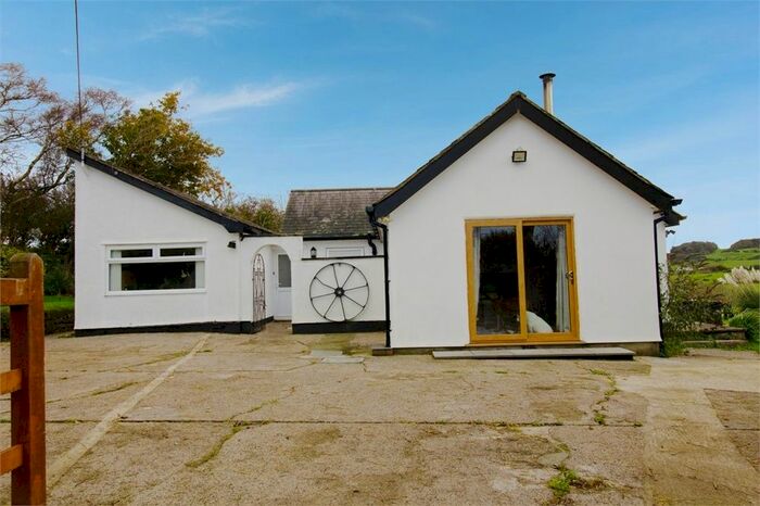 4 Bedroom Detached Bungalow For Sale In Bryn Celyn, Dulas, Anglesey LL70