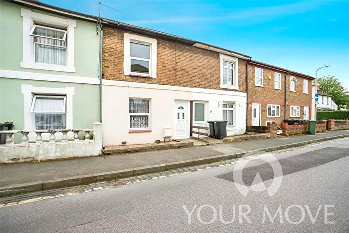 2 Bedroom Terraced House To Rent In Arthur Street, Gravesend, Kent, DA11