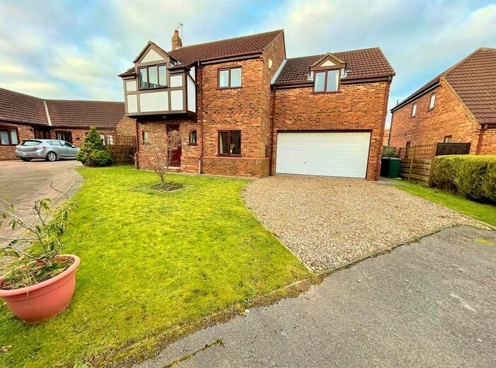 4 Bedroom Detached House To Rent In Danes Court, Riccall, York, YO19