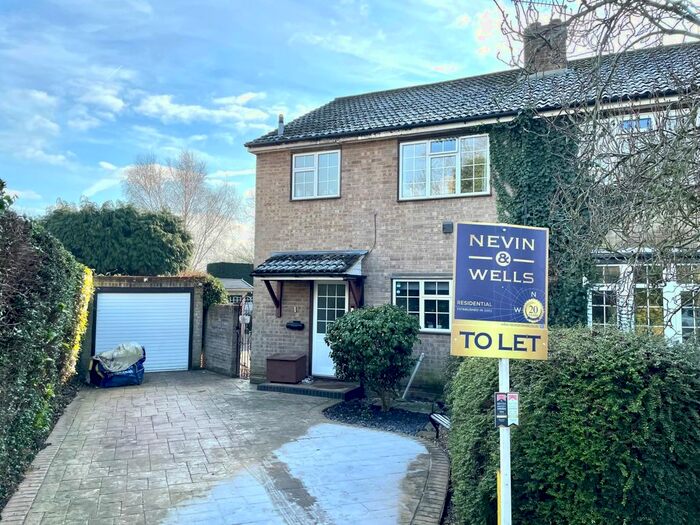 3 Bedroom Semi-Detached House To Rent In Berkeley Close, Moor Lane, Staines, TW19