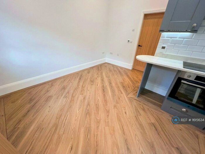 1 Bedroom Bungalow To Rent In Mulberry Green, Rossendale, BB4