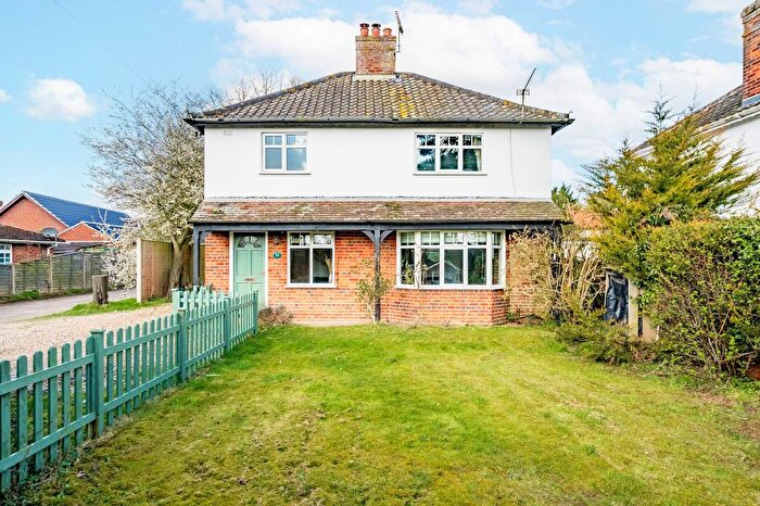 3 Bedroom Detached House For Sale In Cawston Road, Reepham, Norwich, NR10