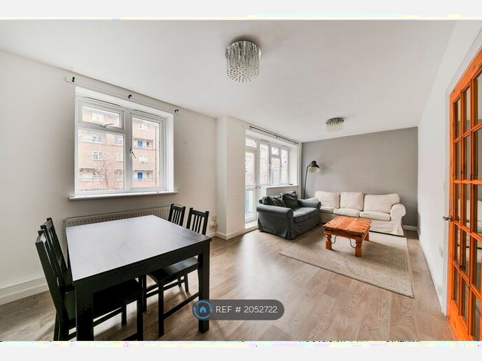 3 Bedroom Flat To Rent In Paragon Road, London, E9