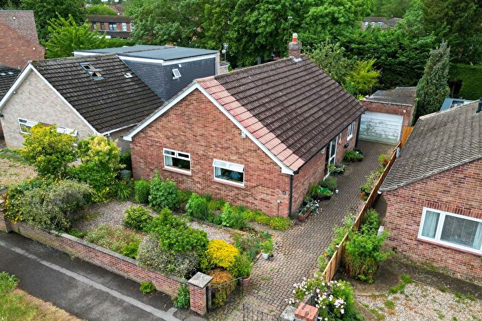 2 Bedroom Detached Bungalow For Sale In St. Albans Road, Cambridge, CB4