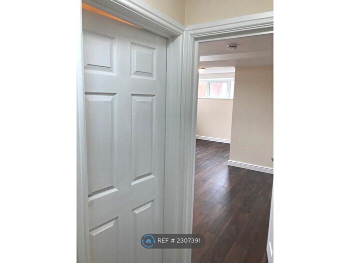 Studio To Rent In Church Street, Tamworth, B79