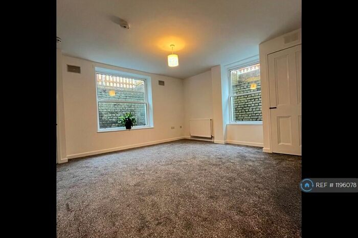 1 Bedroom Flat To Rent In Guildhall Street, Folkestone, CT20