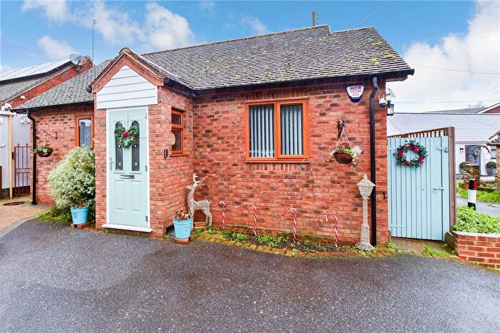 2 Bedroom Detached Bungalow For Sale In Green Lane, Langley, Maidstone, Kent, ME17
