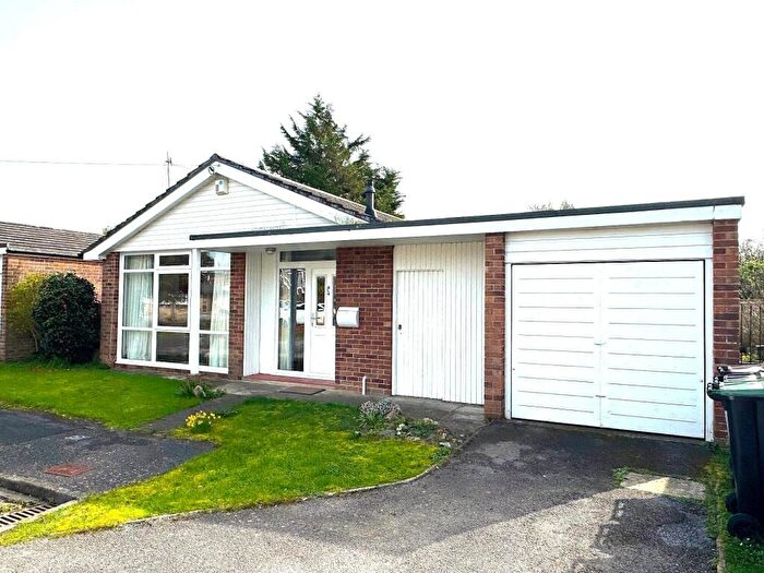 2 Bedroom Bungalow For Sale In Branksome Close, BH25
