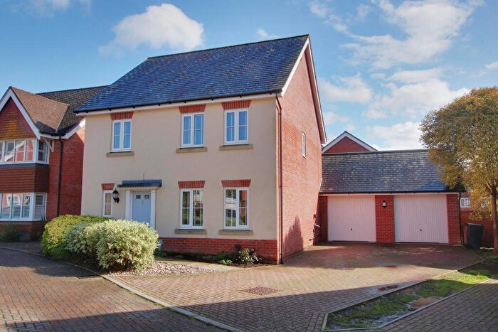 5 Bedroom Detached House For Sale In Romsey, SO51