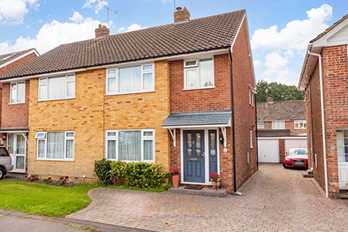 3 Bedroom Semi-Detached House For Sale In Westway, Copthorne, RH10