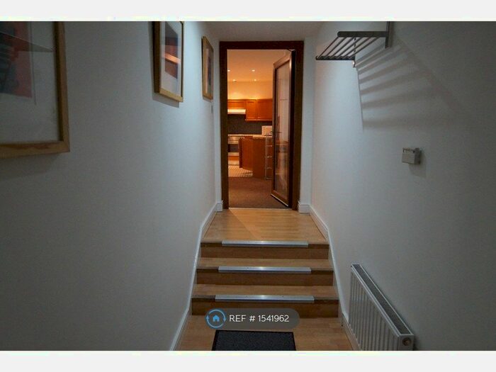 Studio To Rent In George Street, Liverpool, L3