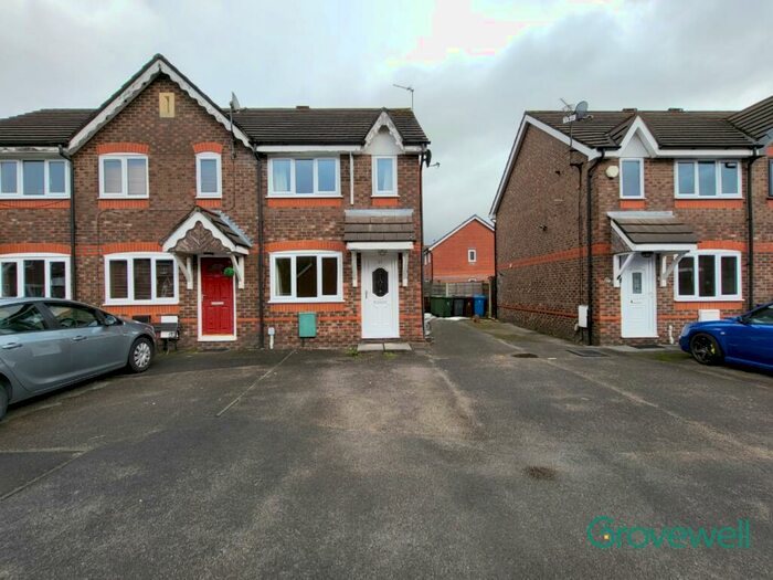 2 Bedroom Semi-Detached House To Rent In Ravenoak Drive, Failsworth, Manchester, M35