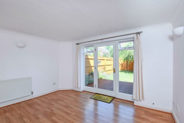 2 Bedroom Terraced House To Rent In Abingdon, Oxfordshire, OX14