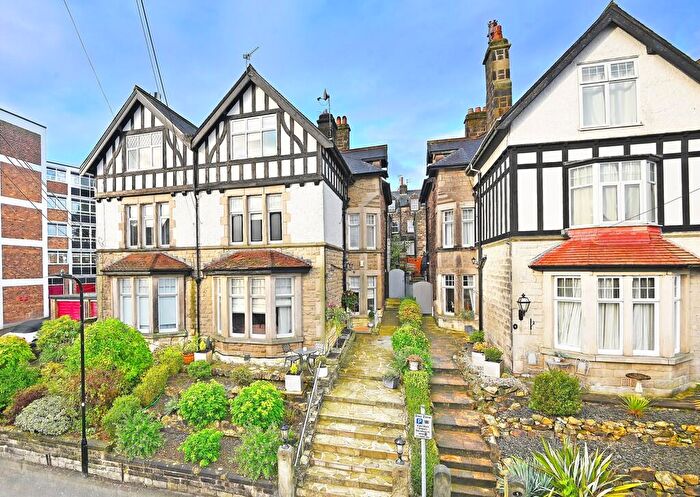 5 Bedroom Semi Detached House For Sale In Spring Grove, Harrogate, HG1