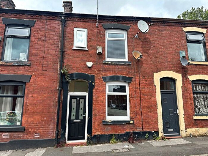 3 Bedroom Detached House To Rent In Dane Street, Oldham, OL4