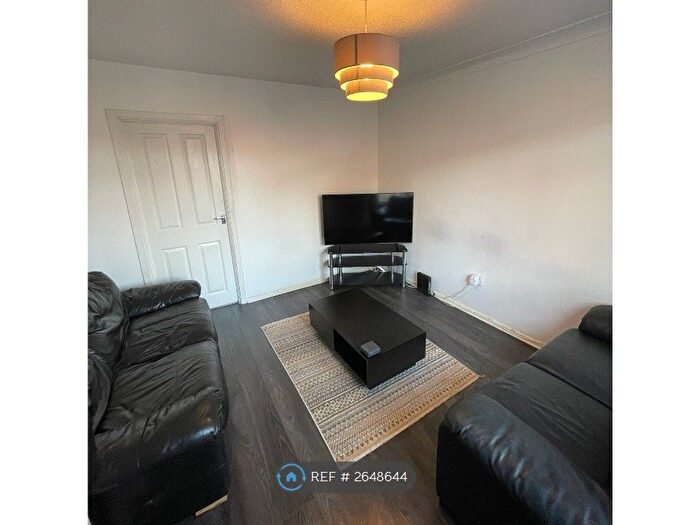 4 Bedroom Semi-detached House To Rent In Cunningham Road, Norwich, NR5