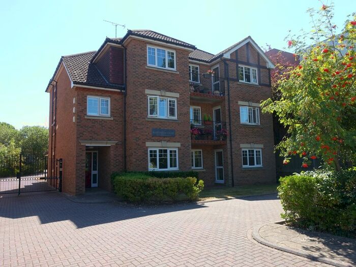 2 Bedroom Flat To Rent In Pampisford Road, South Croydon, CR2