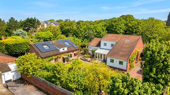 6 Bedroom Detached House For Sale In Weld Road, Birkdale, Southport, PR8