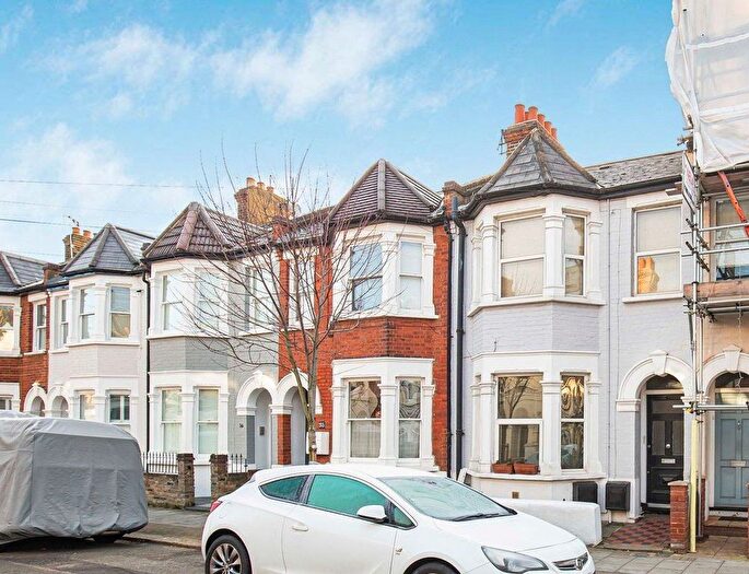 1 Bedroom Flat For Sale In Trewint Street, London, SW18