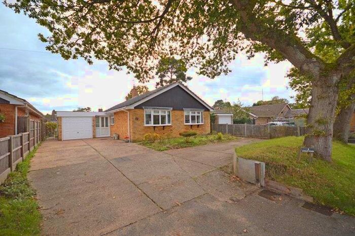 2 Bedroom Property To Rent In Evely Close, Whitehill, Bordon, GU35