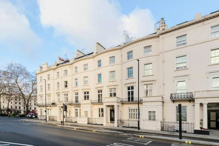 2 Bedroom Flat To Rent In Westbourne Street, Lancaster Gate, London, W2