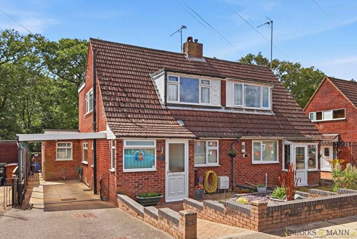 3 Bedroom Semi Detached House For Sale In Temple Road, Ipswich, IP3